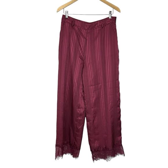 😍TULAROSA! Elegant Burgundy Lace Trim Pants - Picture 11 of 14